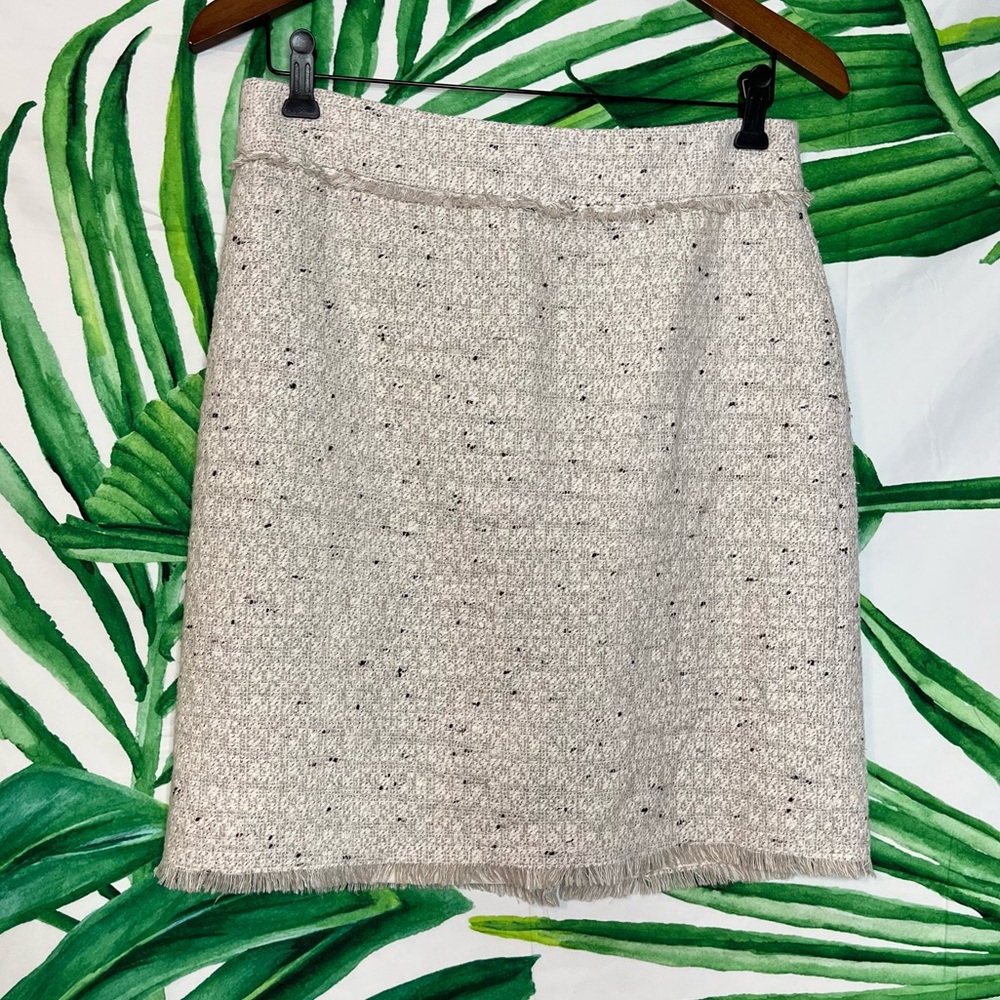 Ann Taylor 4/27 Grey Fringe Tweed Office Preppy Minimalist Church Simple Skirt